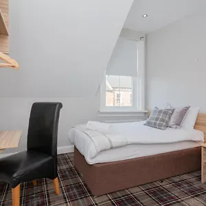 Botanic Rest Queens Quarter Hotel